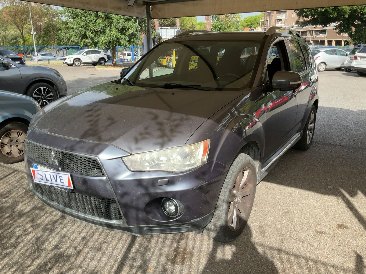 Mitsubishi Outlander 2.0 DI-D Intense 4WD