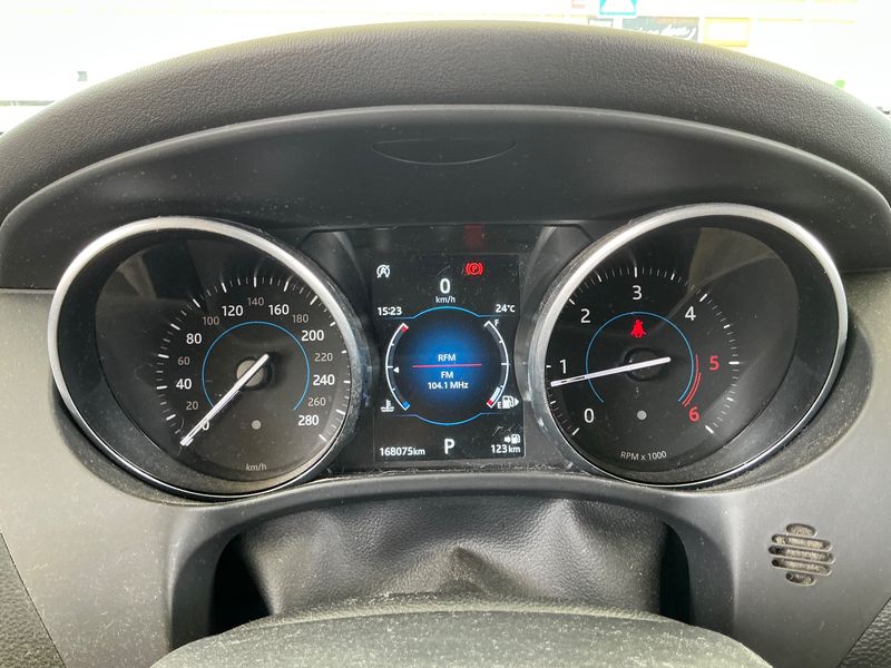 Jaguar F-Pace 20d Prestige AWD — zdjęcie 13