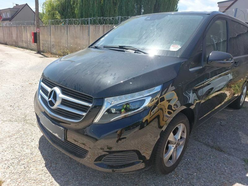 Mercedes-Benz V-Klasse V 220 d lang Avantgarde — zdjęcie 2