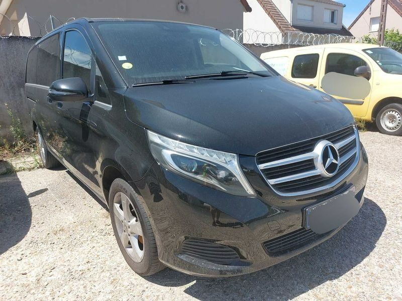 Mercedes-Benz V-Klasse V 220 d lang Avantgarde — zdjęcie 8
