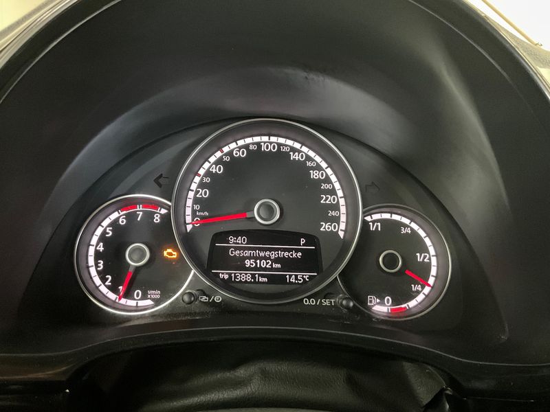 Volkswagen Beetle 1.2 TSI BlueMotion Tech — zdjęcie 13