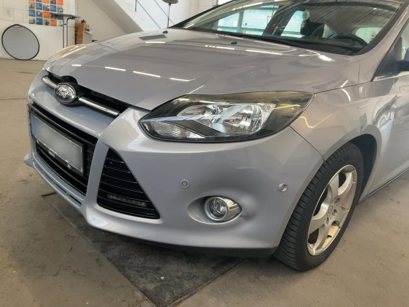 Ford Focus 1.6 Ti-VCT Titanium — zdjęcie 2