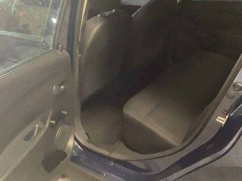 Dacia Logan 1.0 — zdjęcie 14