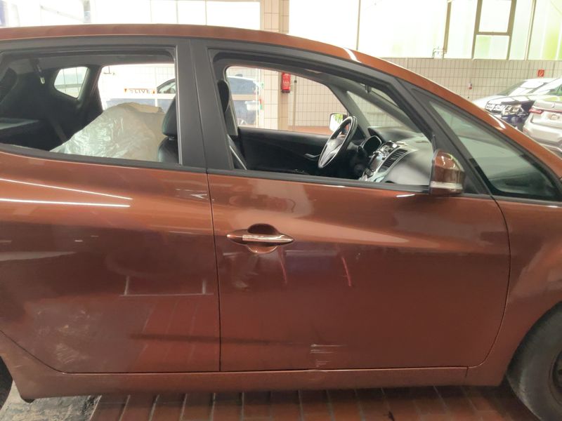 Hyundai ix20 1.4 FIFA world Cup Edition — zdjęcie 7