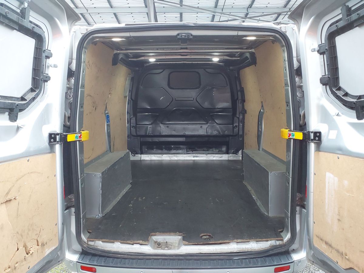 Ford Transit 2023 — photo 5