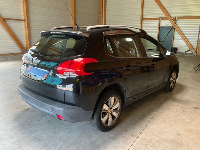 Peugeot 2008 1.2 VTi Active — zdjęcie 2