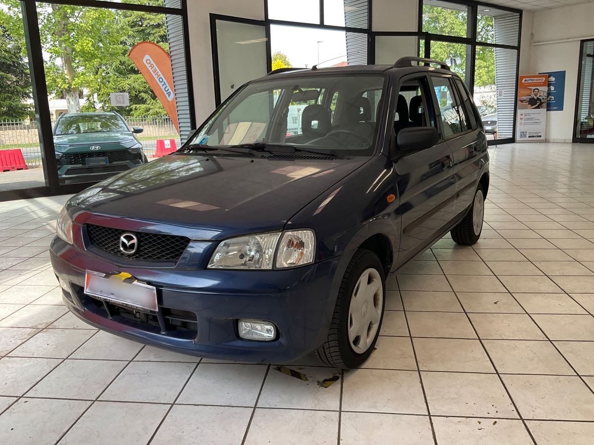 Mazda Demio 2004
