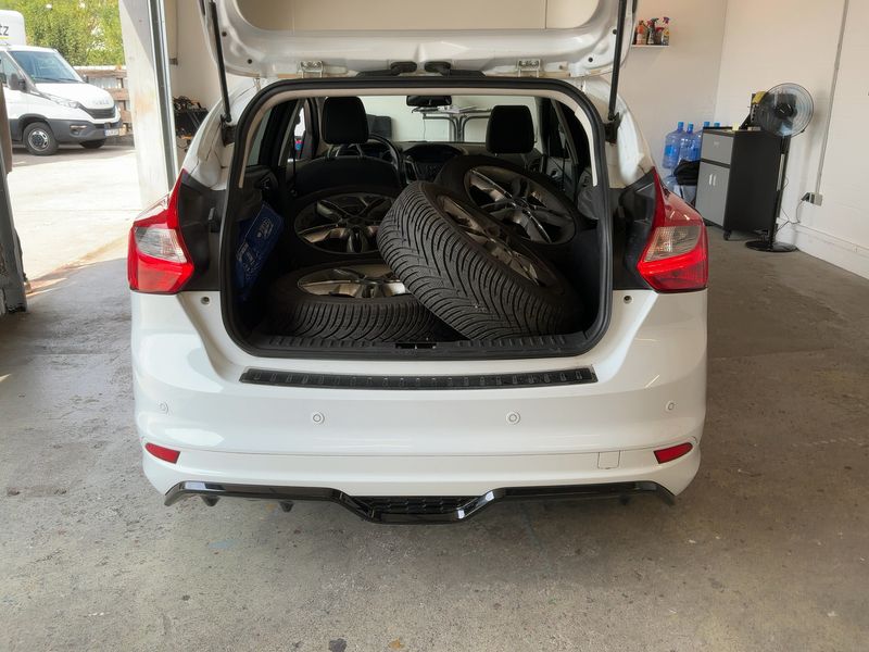 Ford Focus 1.6 TDCi Titanium 2014 – снимка 16