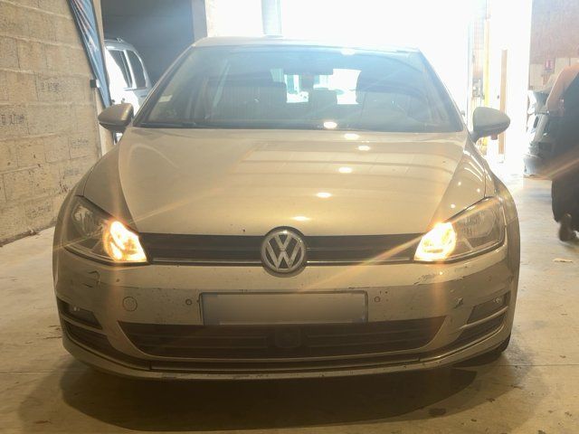 Volkswagen Golf VII 2.0 TDI Carat BlueMotion Tech — zdjęcie 9