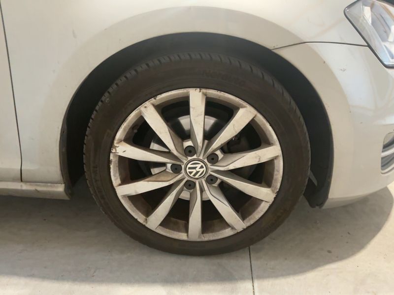 Volkswagen Golf VII 2.0 TDI Carat BlueMotion Tech 2013 – снимка 11