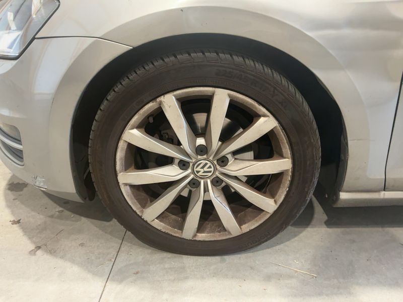 Volkswagen Golf VII 2.0 TDI Carat BlueMotion Tech 2013 – снимка 3