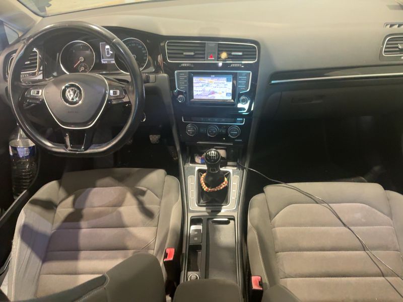 Volkswagen Golf VII 2.0 TDI Carat BlueMotion Tech — zdjęcie 12
