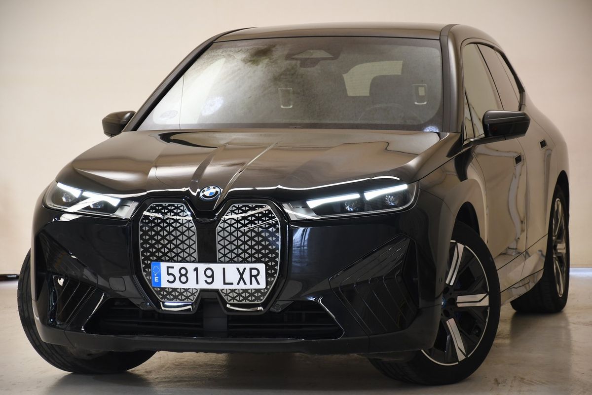 BMW iX 2022