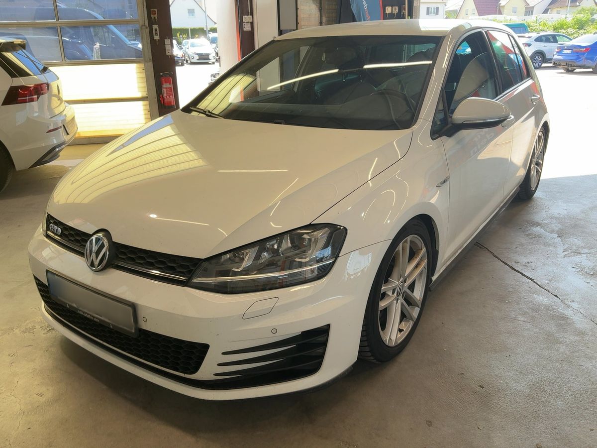 Volkswagen Golf 2016