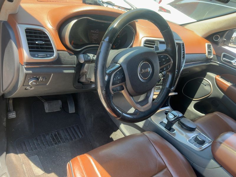 Jeep Grand Cherokee 3.0 CRD Summit 2015 – снимка 17