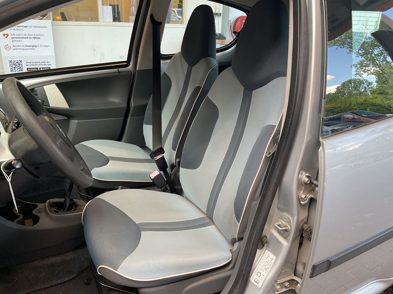 Citroen C1 1.0 Airsport — zdjęcie 3