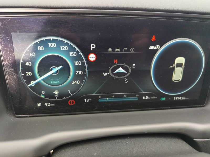 Hyundai Tucson 1.6 CRDi Mild-Hybrid N Line Sky 4WD — zdjęcie 12