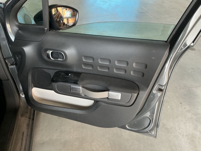 Citroen C3 1.2 PureTech Feel 2018 – снимка 37