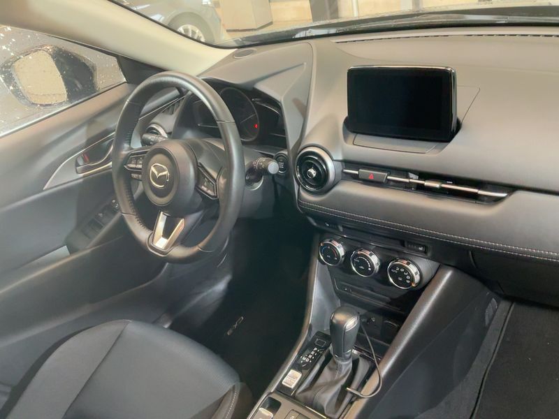 Mazda CX-3 2.0 Skyactiv-G Exclusive-Line — zdjęcie 12