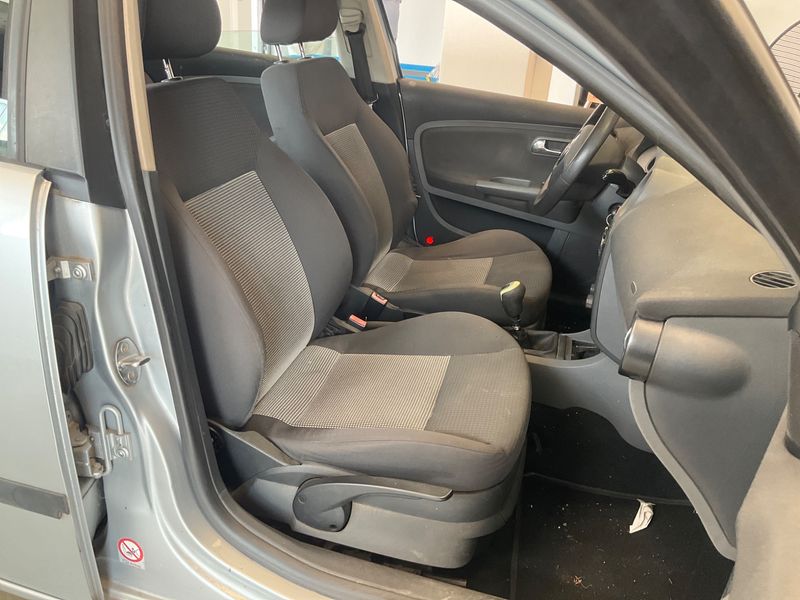 Seat Cordoba 1.4 TDI Stylance — zdjęcie 3