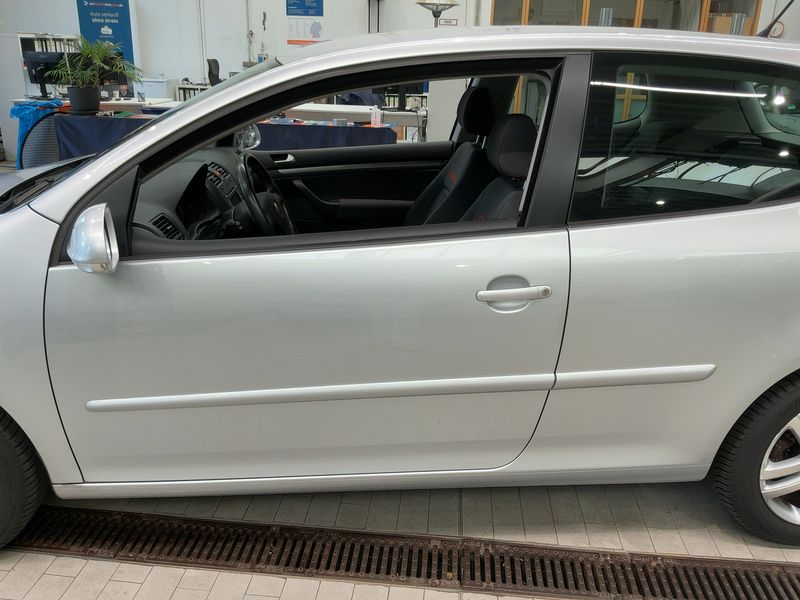 Volkswagen Golf V 1.6 Goal — zdjęcie 4