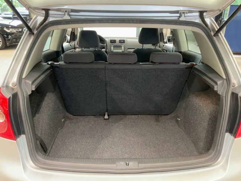 Volkswagen Golf V 1.6 Goal — zdjęcie 10