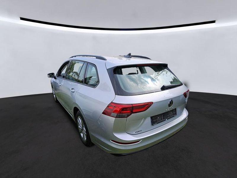 Volkswagen Golf VIII 2.0 TDI Life — zdjęcie 14