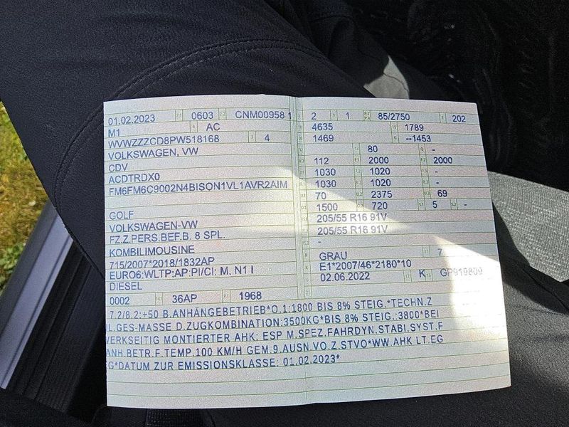 Volkswagen Golf VIII 2.0 TDI Life — zdjęcie 19
