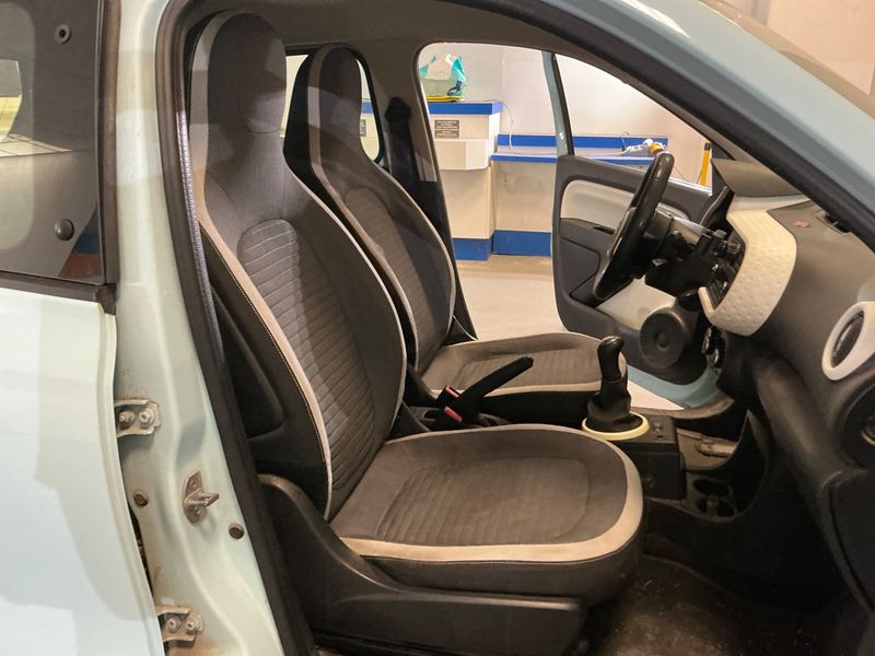 Renault Twingo 1.0 SCe Zen — zdjęcie 3