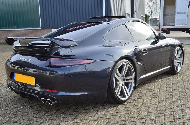 Porsche 911 997 Carrera S — zdjęcie 5