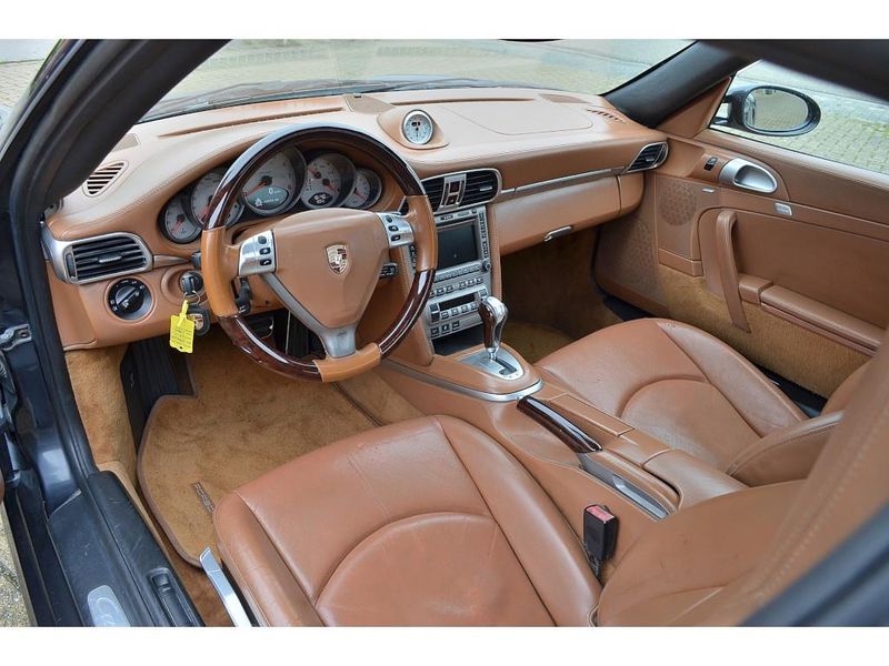 Porsche 911 997 Carrera S — zdjęcie 11