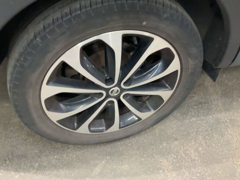 Nissan Qashqai+2 2.0 dCi I-Way 4x4 2011 – снимка 9