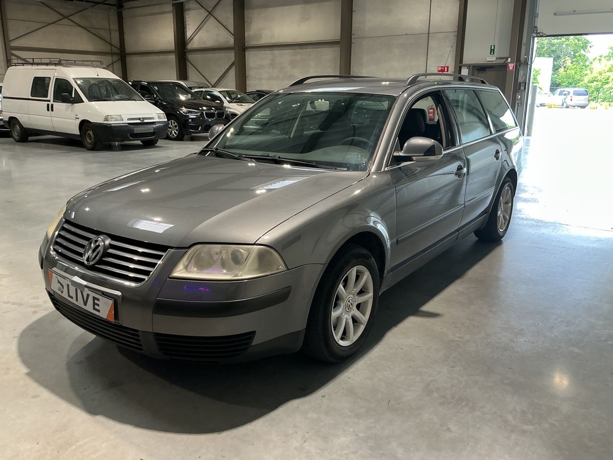 Volkswagen Passat 2006 — photo 1