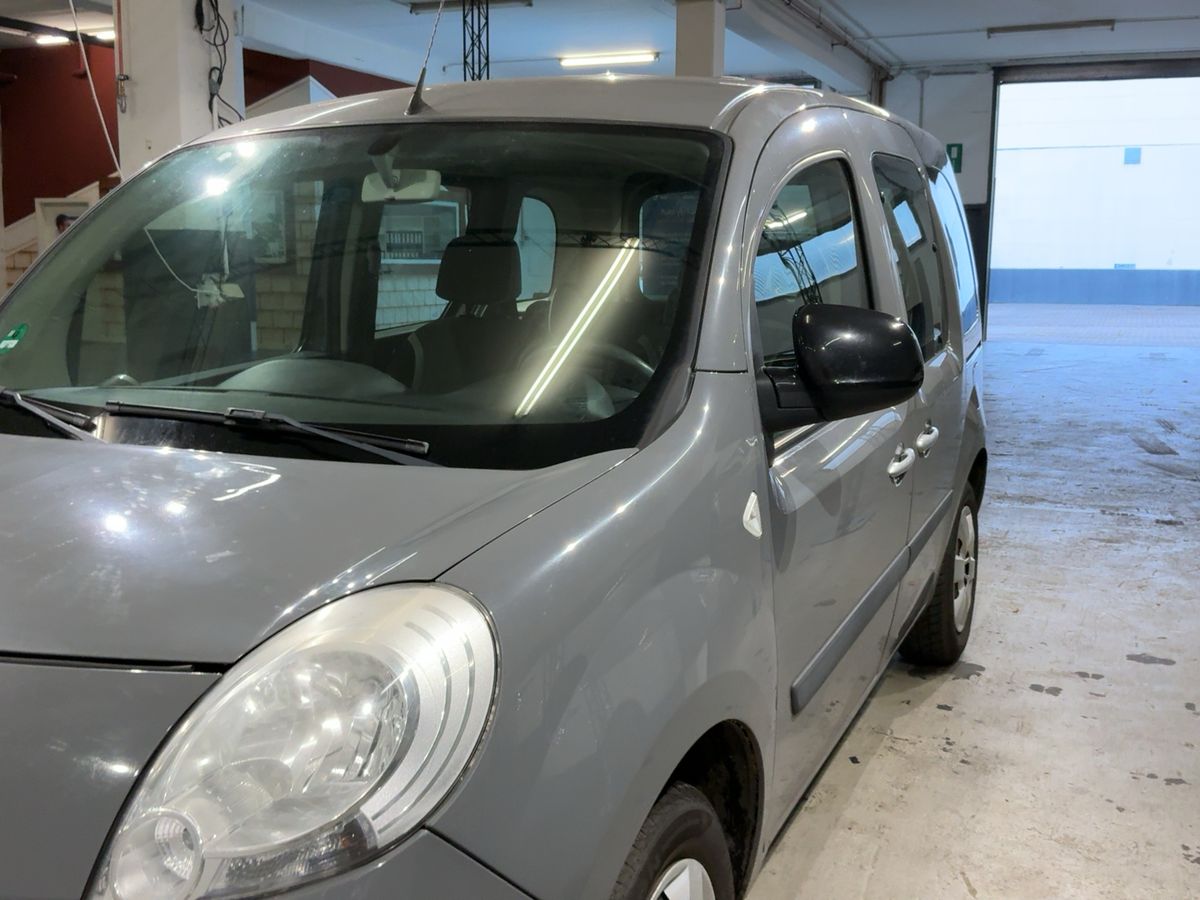 Renault Kangoo 1.6 Happy Family