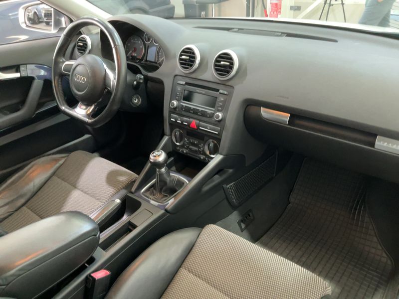 Audi S3 2.0 TFSI quattro — zdjęcie 12