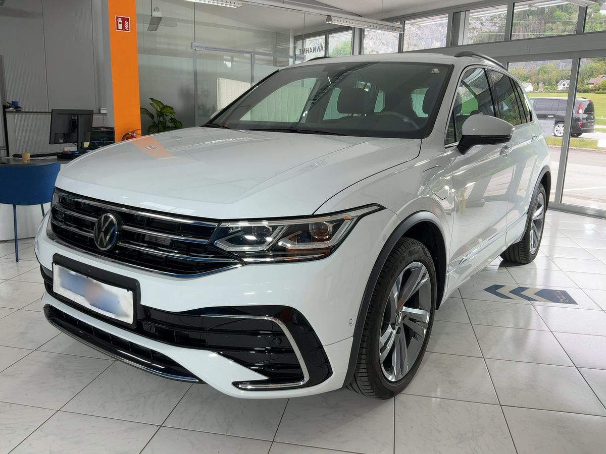 Volkswagen Tiguan 2022 — photo 1