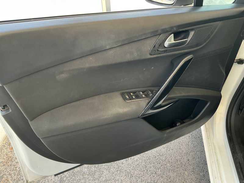 Peugeot 508 2.0 HDi Allure 2011 – снимка 24