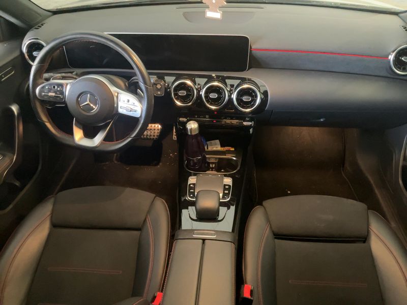 Mercedes-Benz A-Klasse A 200 d AMG Line 2019 – снимка 17