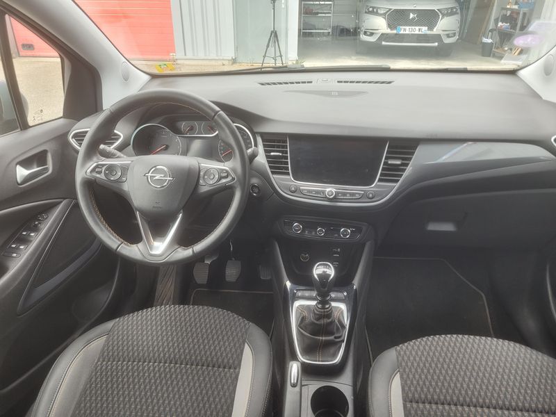 Opel Crossland X 1.2 Turbo Business Elegance — zdjęcie 12