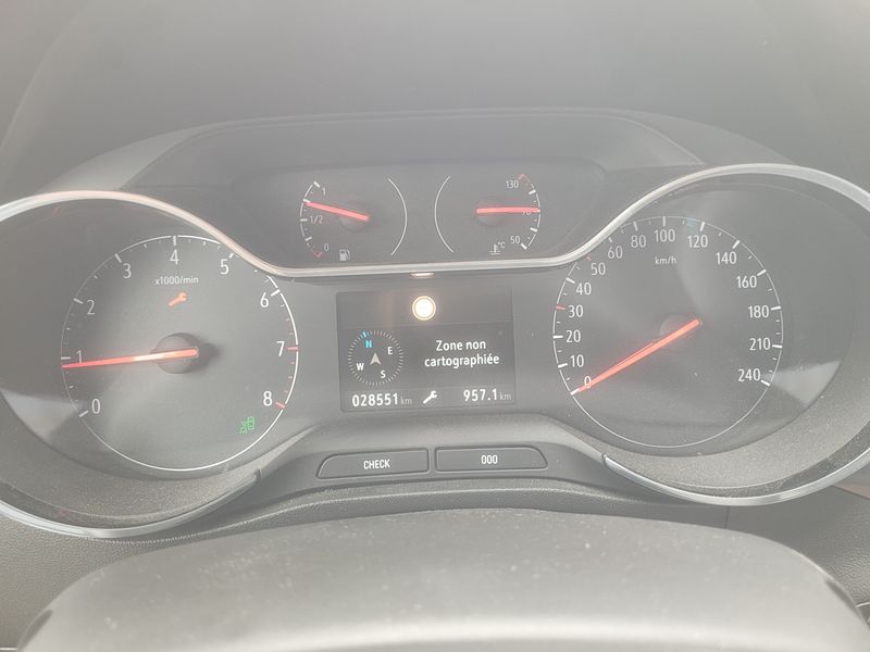Opel Crossland X 1.2 Turbo Business Elegance — zdjęcie 13
