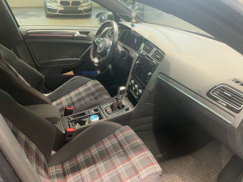 Volkswagen Golf VII 2.0 TSI GTI Performance BlueMotion Tech — zdjęcie 11