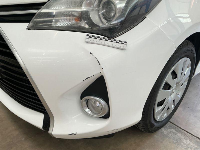Toyota Yaris 1.5 Hybrid Dynamic 2015 – снимка 31
