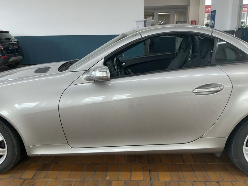 Mercedes-Benz SLK-Klasse SLK 200 Kompressor — zdjęcie 4
