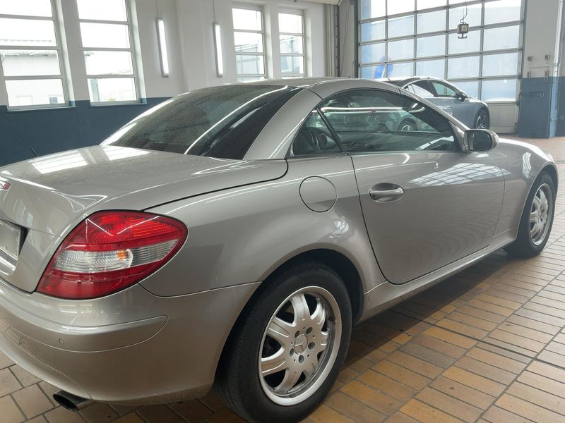 Mercedes-Benz SLK-Klasse SLK 200 Kompressor — zdjęcie 6