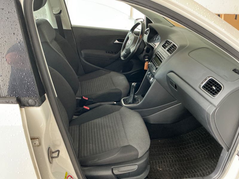 Volkswagen Polo 1.2 4Friends — zdjęcie 3