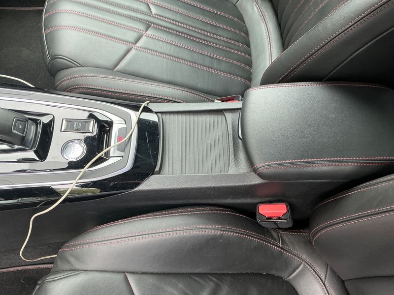 Peugeot 308 2.0 Blue-HDi GT 2020 – снимка 25
