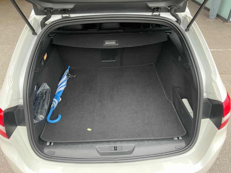 Peugeot 308 2.0 Blue-HDi GT 2020 – снимка 24