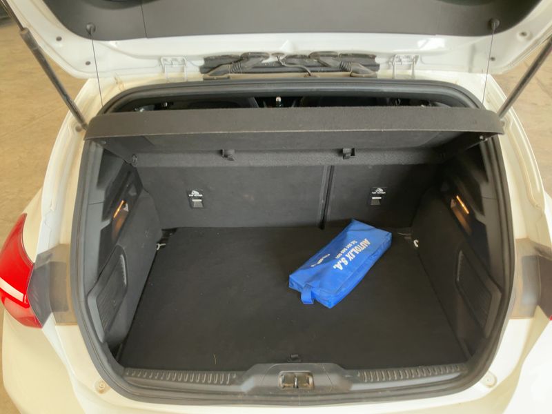 Ford Focus 1.0 EcoBoost ST-Line — zdjęcie 10