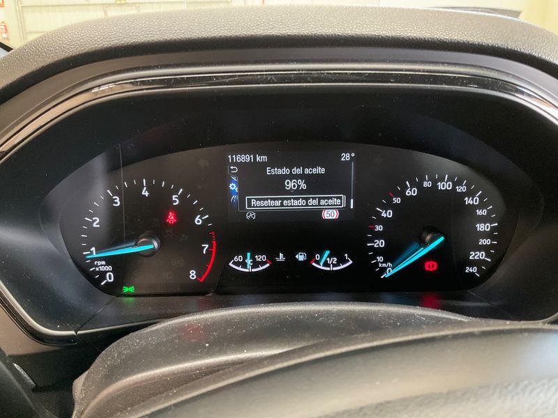 Ford Focus 1.0 EcoBoost ST-Line — zdjęcie 13
