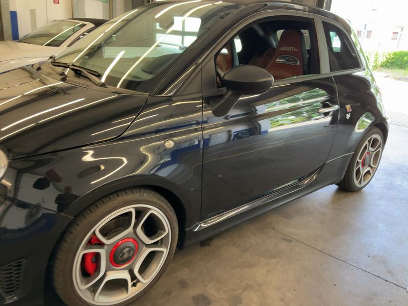 Abarth 595C 1.4 Turbo Turismo — zdjęcie 2